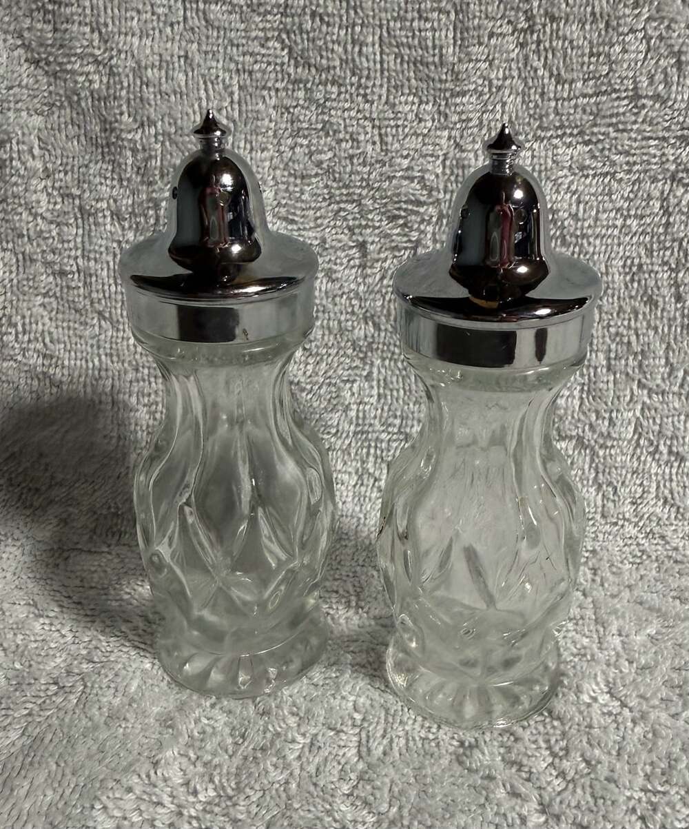 Anchor Hocking Crown Point Salt And Pepper Shakers